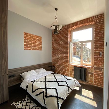 3 Bedrooms Apartment On Nasypna 3 Lviv Dış mekan fotoğraf